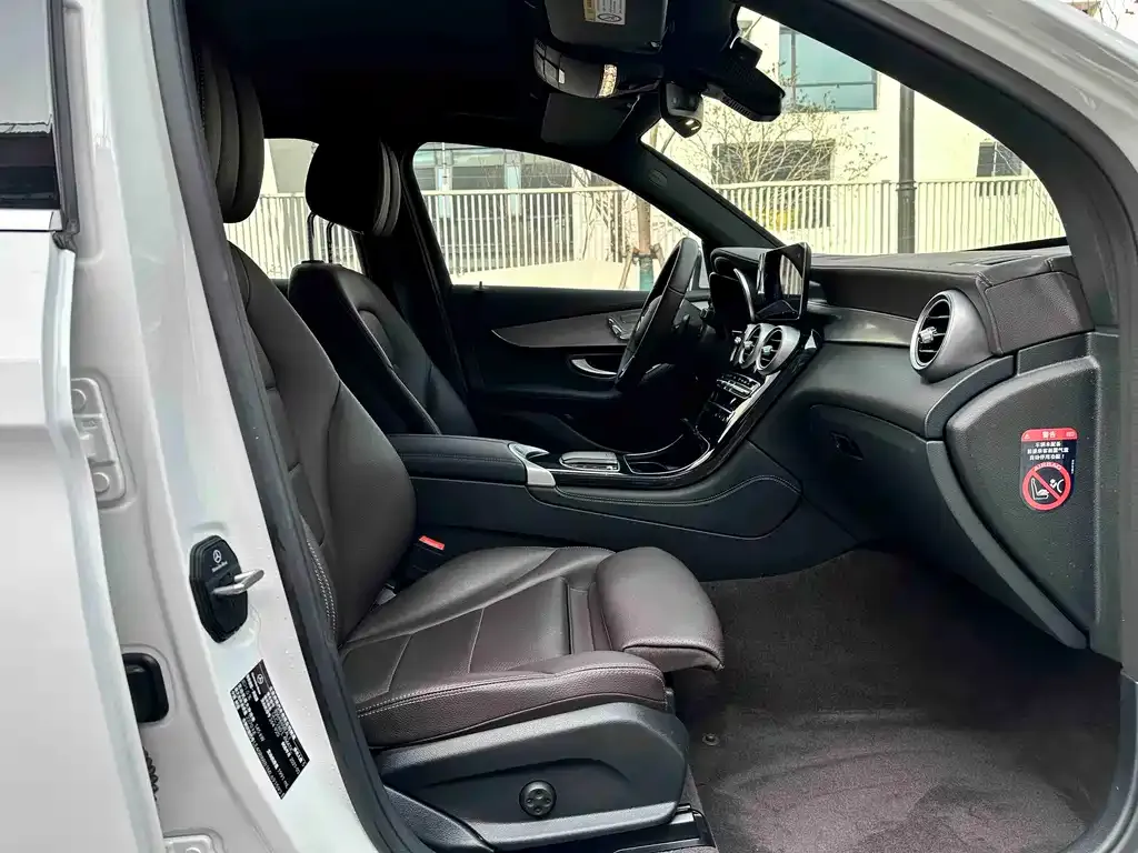 Mercedes-Benz GLC 2021 из CN, фото 9