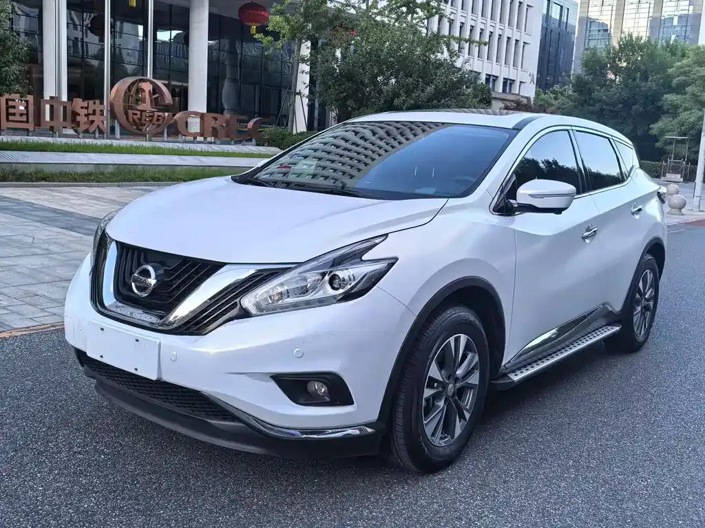 Nissan Murano — фото 1
