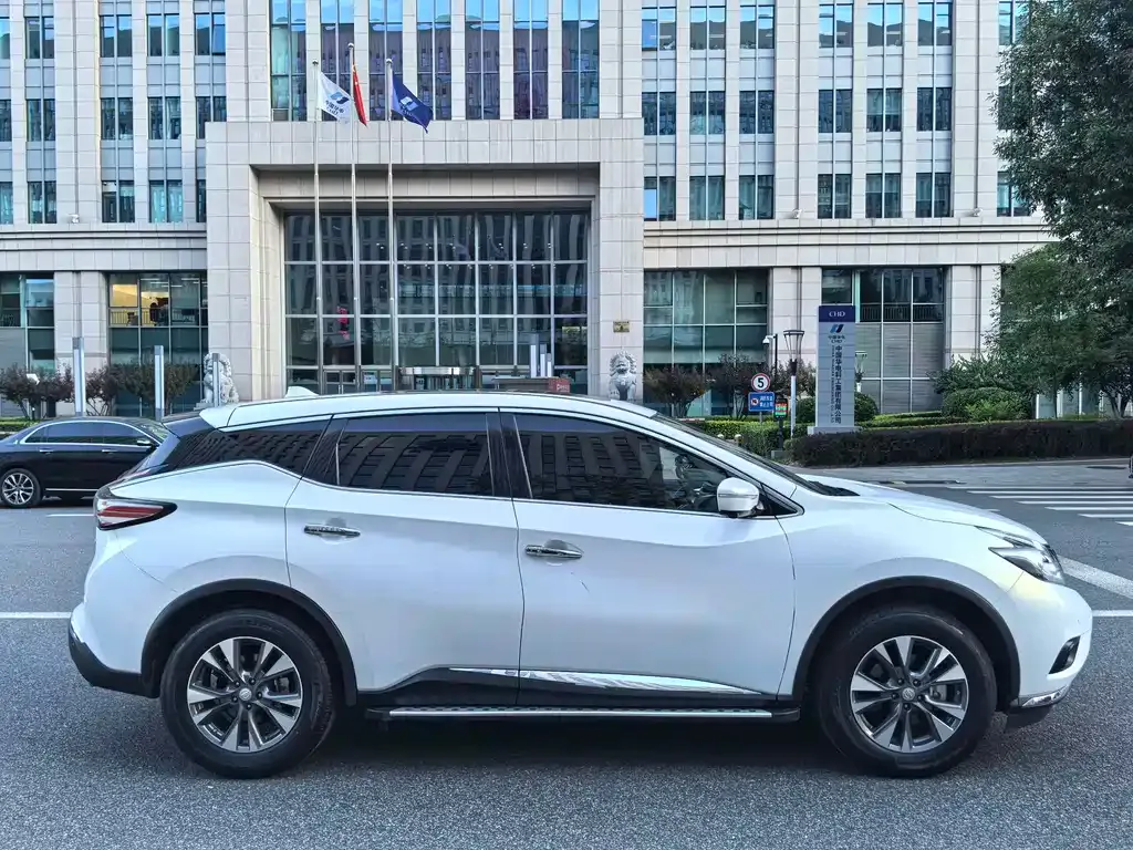 Nissan Murano — фото 9