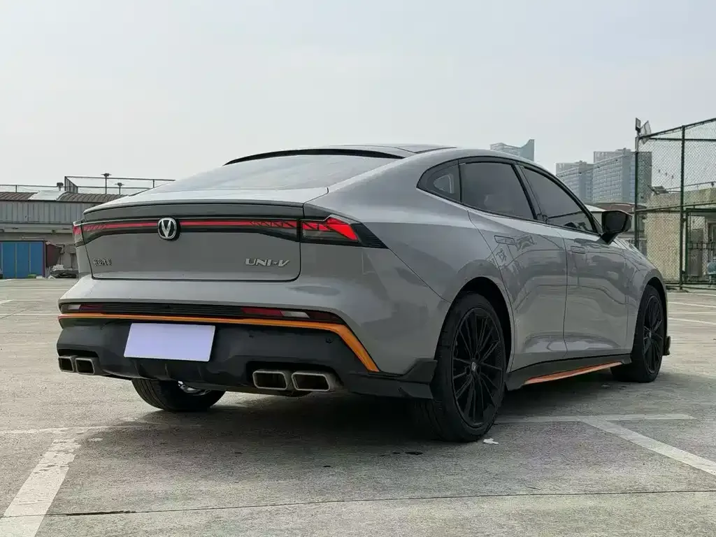 Changan UNI-V 2024 из CN, фото 2