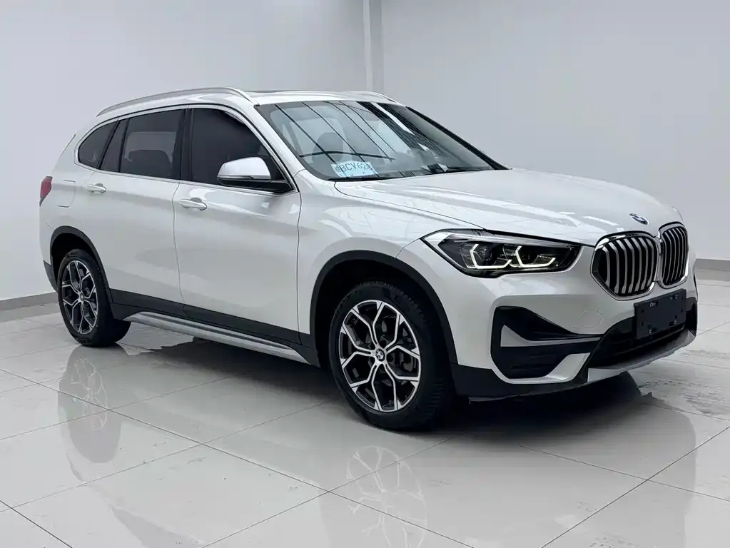 BMW X1 — фото 2