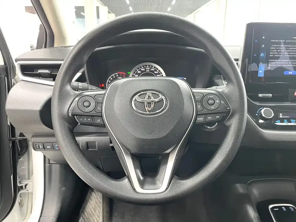 Toyota Corolla 2023 из CN, фото 5