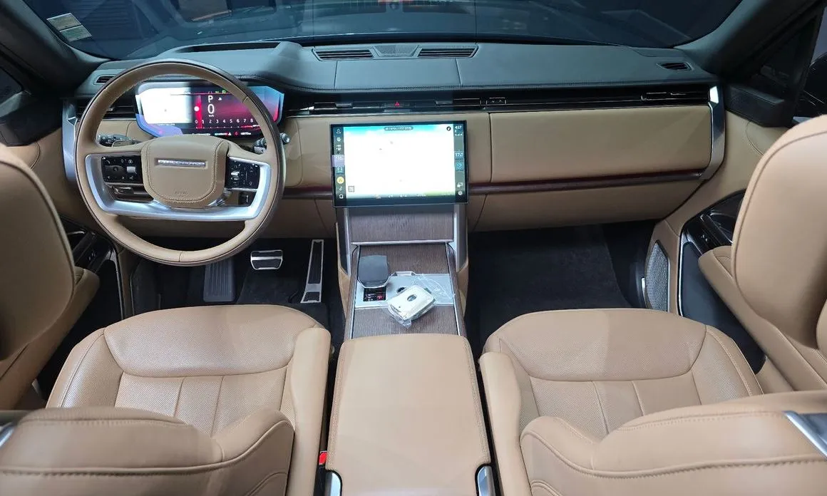 Land Rover Range Rover 2024 из KR, фото 2
