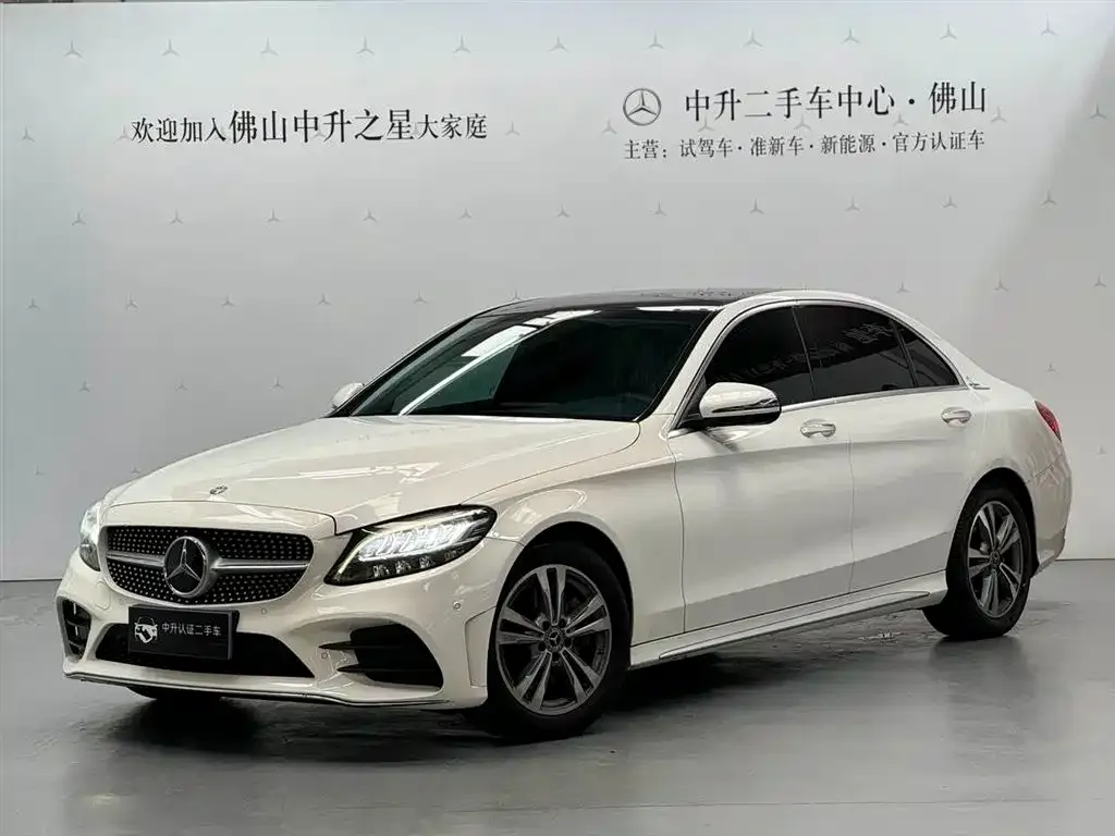 Mercedes-Benz C-Class — фото 1
