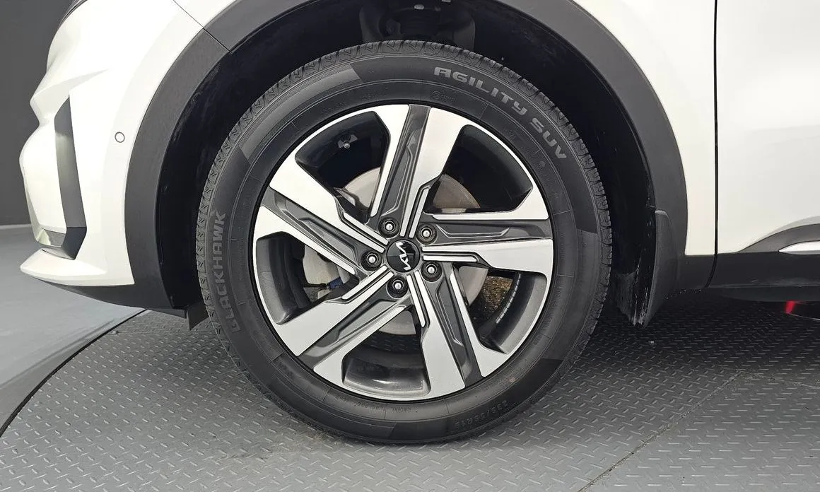 Kia Sorento — фото 6