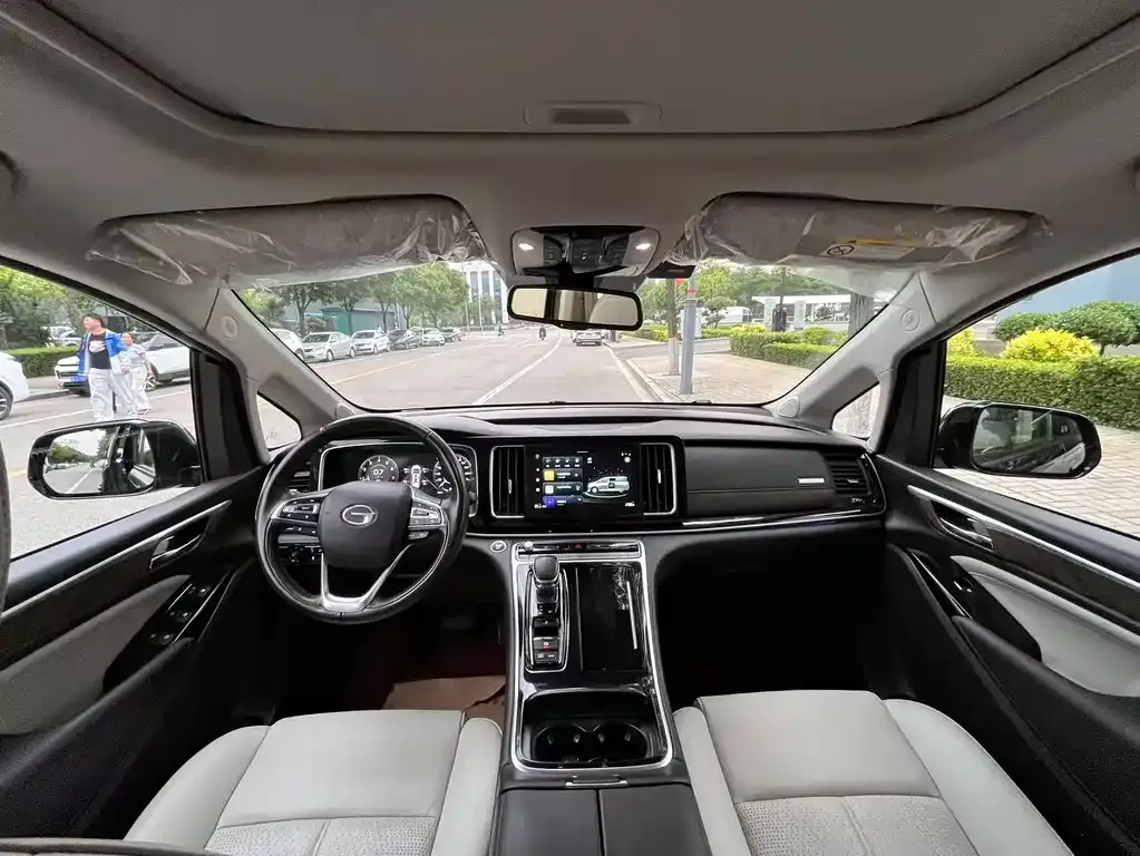 GAC Motor Trumpchi M8 — фото 6