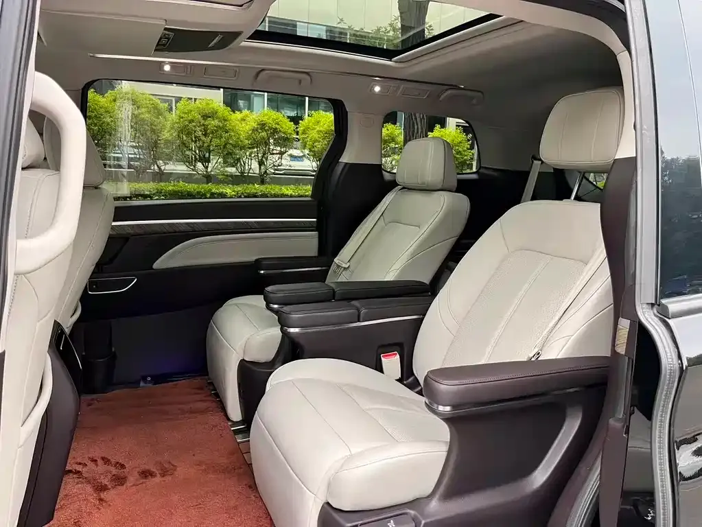 GAC Motor Trumpchi M8 — фото 7