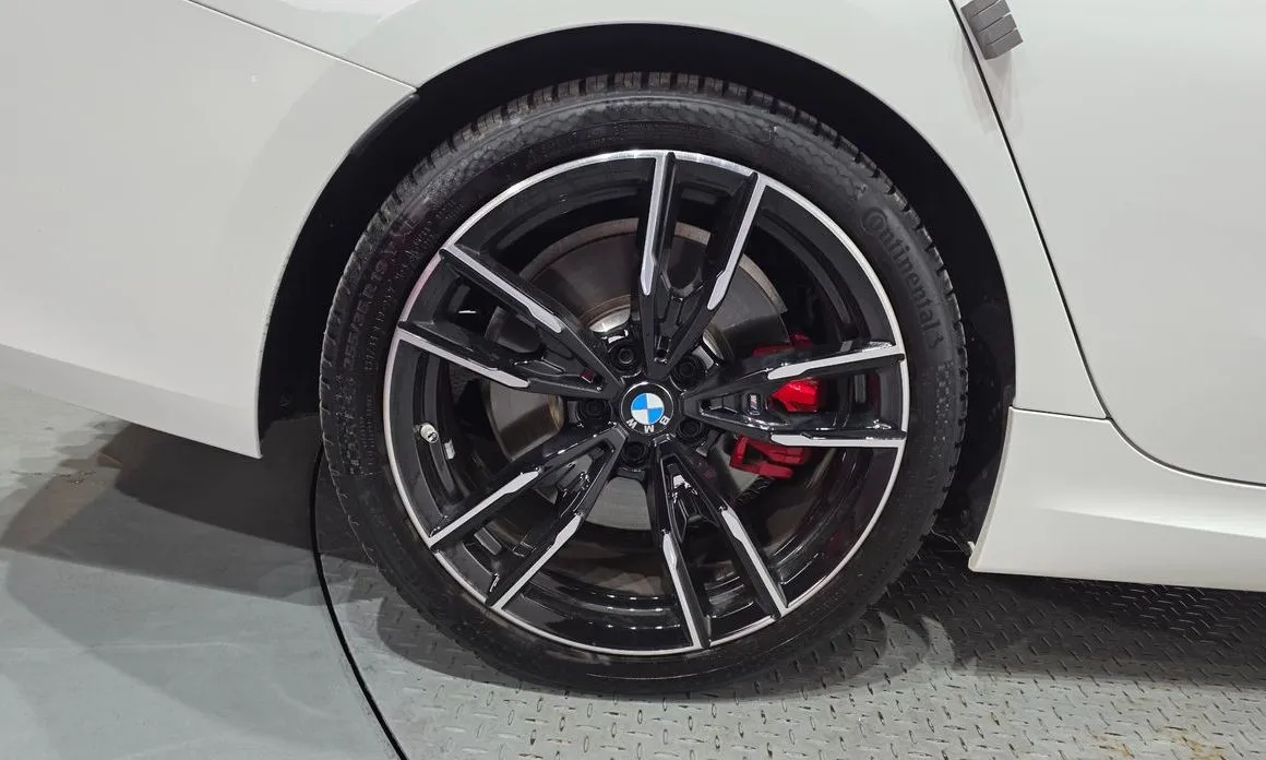 BMW 3-Series 2026 из KR, фото 3