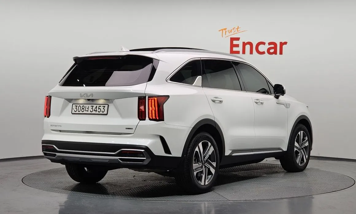 Kia Sorento — фото 8