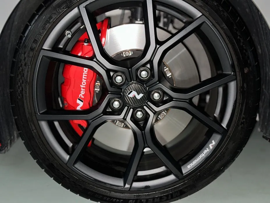 Hyundai AVANTE — фото 7