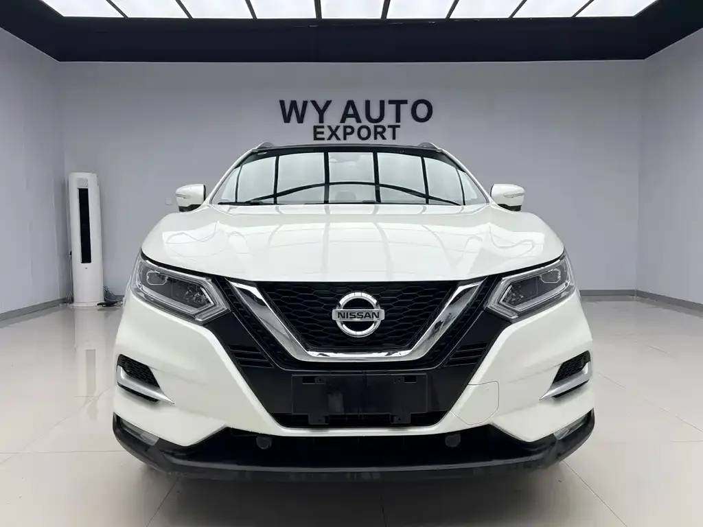 Nissan Qashqai — фото 2
