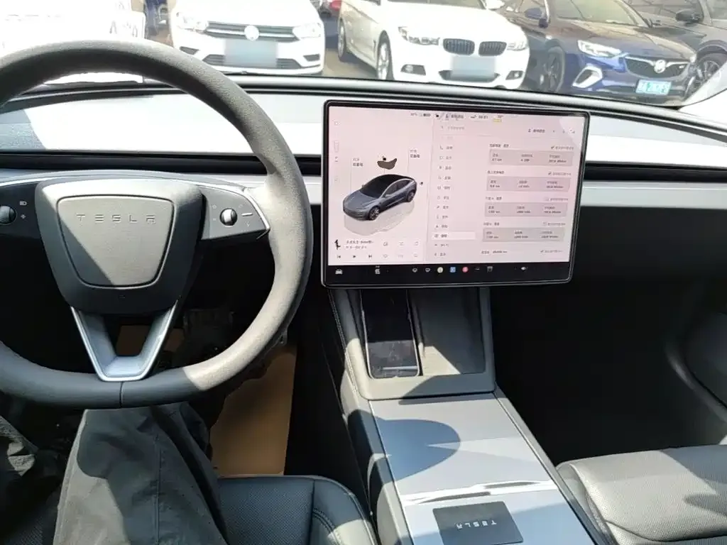 Tesla Model 3 — фото 2