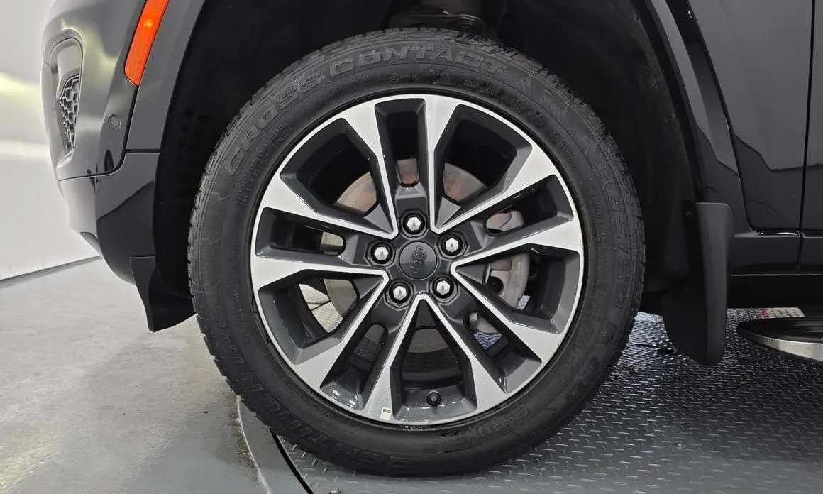 Jeep Cherokee — фото 6