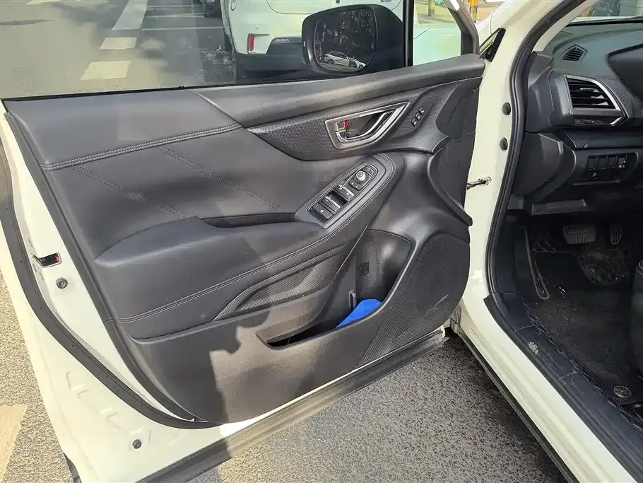 Subaru Forester 2021 из CN, фото 2