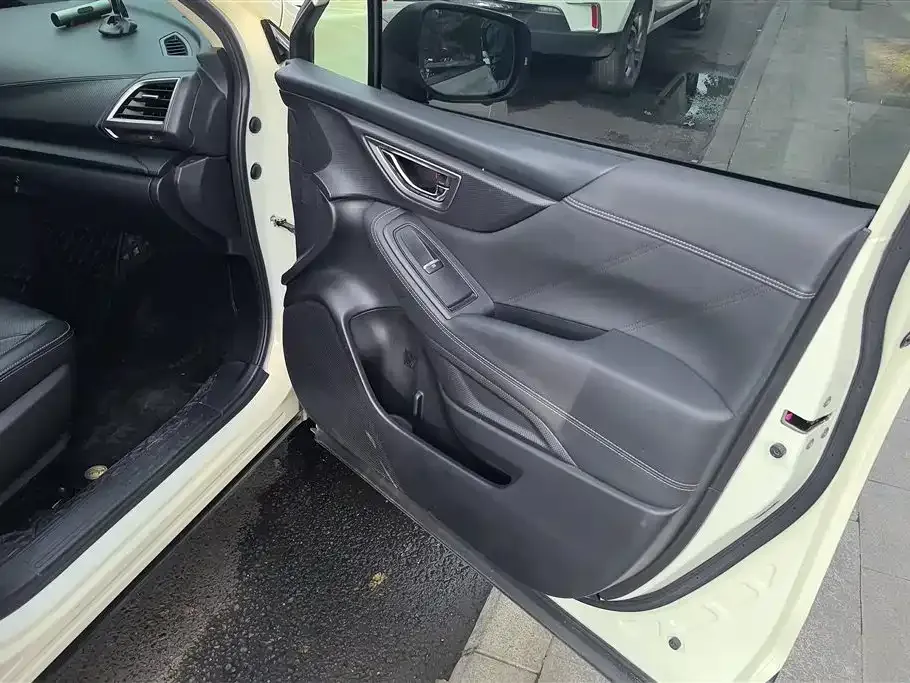 Subaru Forester 2021 из CN, фото 9