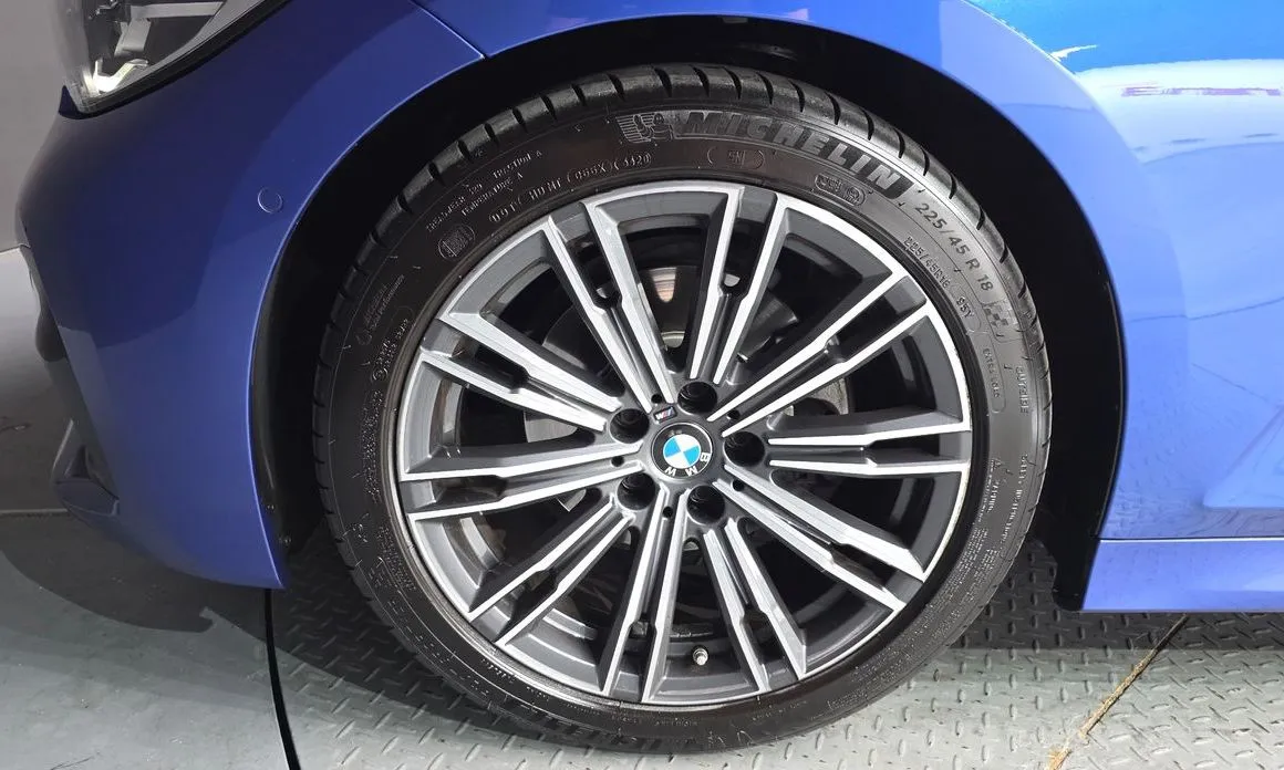 BMW 3-Series 2021 из KR, фото 4