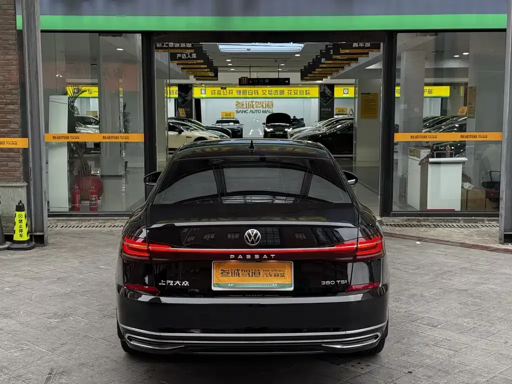 Volkswagen Passat — фото 3