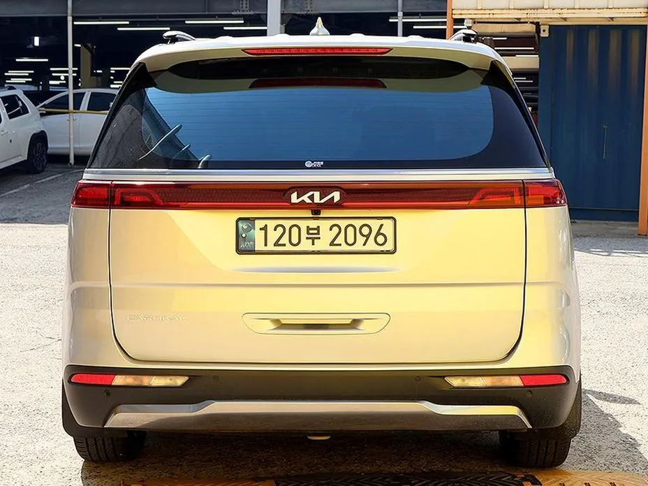 Kia Carnival 2023 из KR, фото 3