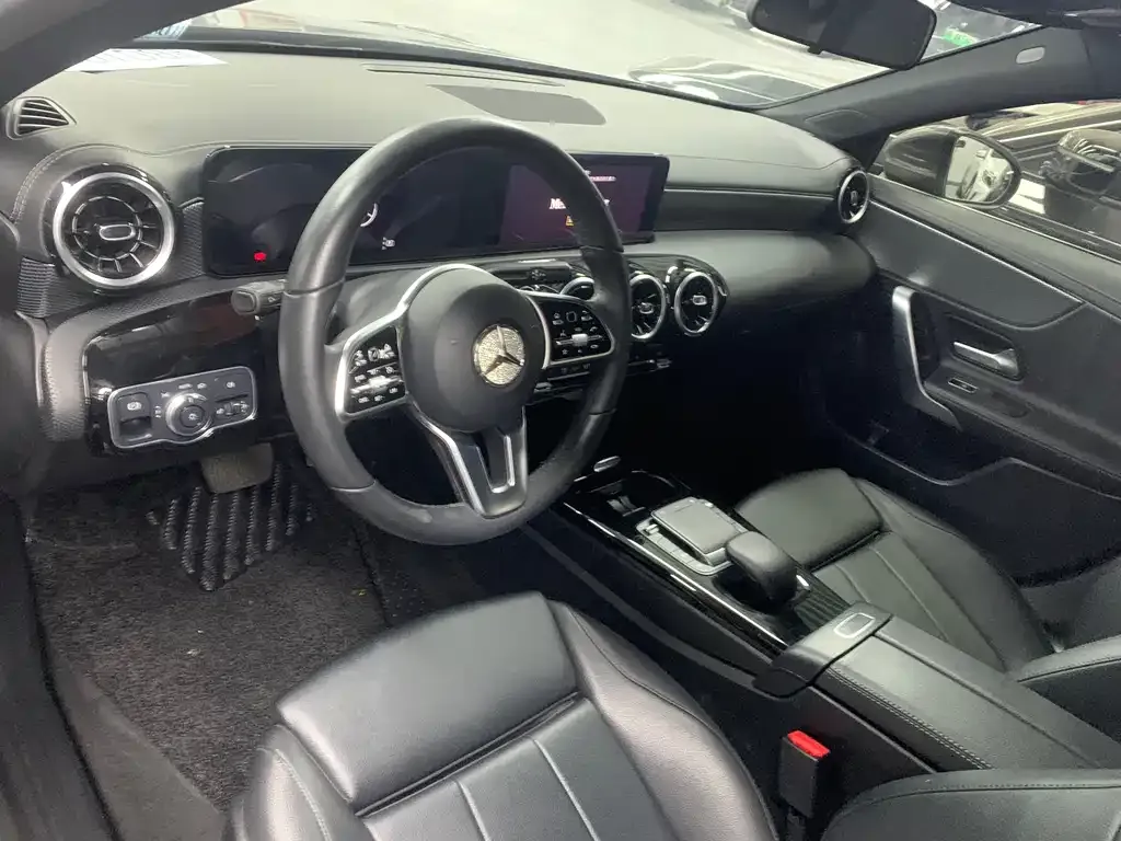 Mercedes-Benz A-Class 2021 из CN, фото 4
