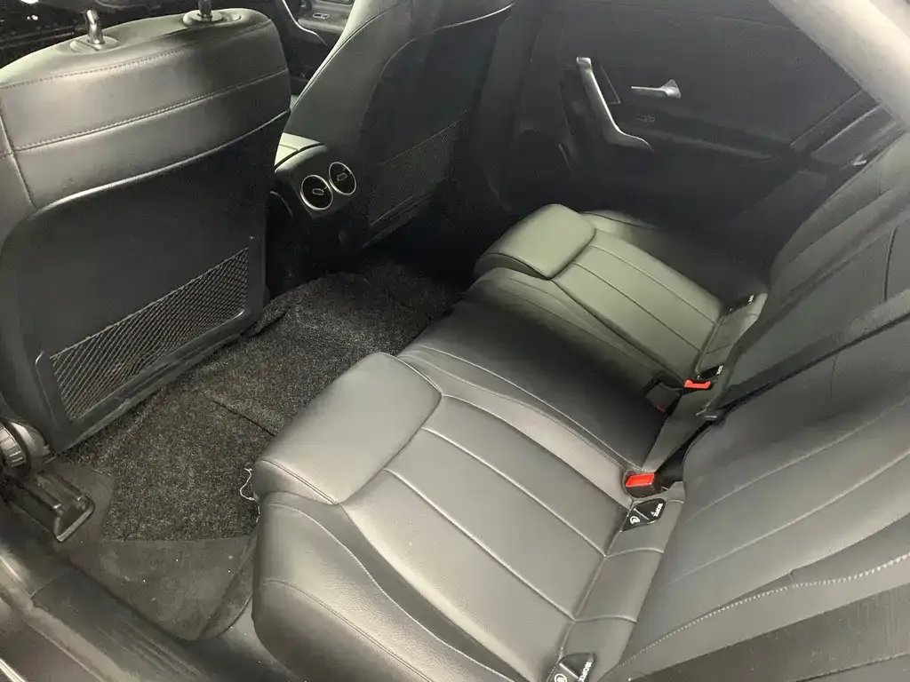 Mercedes-Benz A-Class 2021 из CN, фото 3