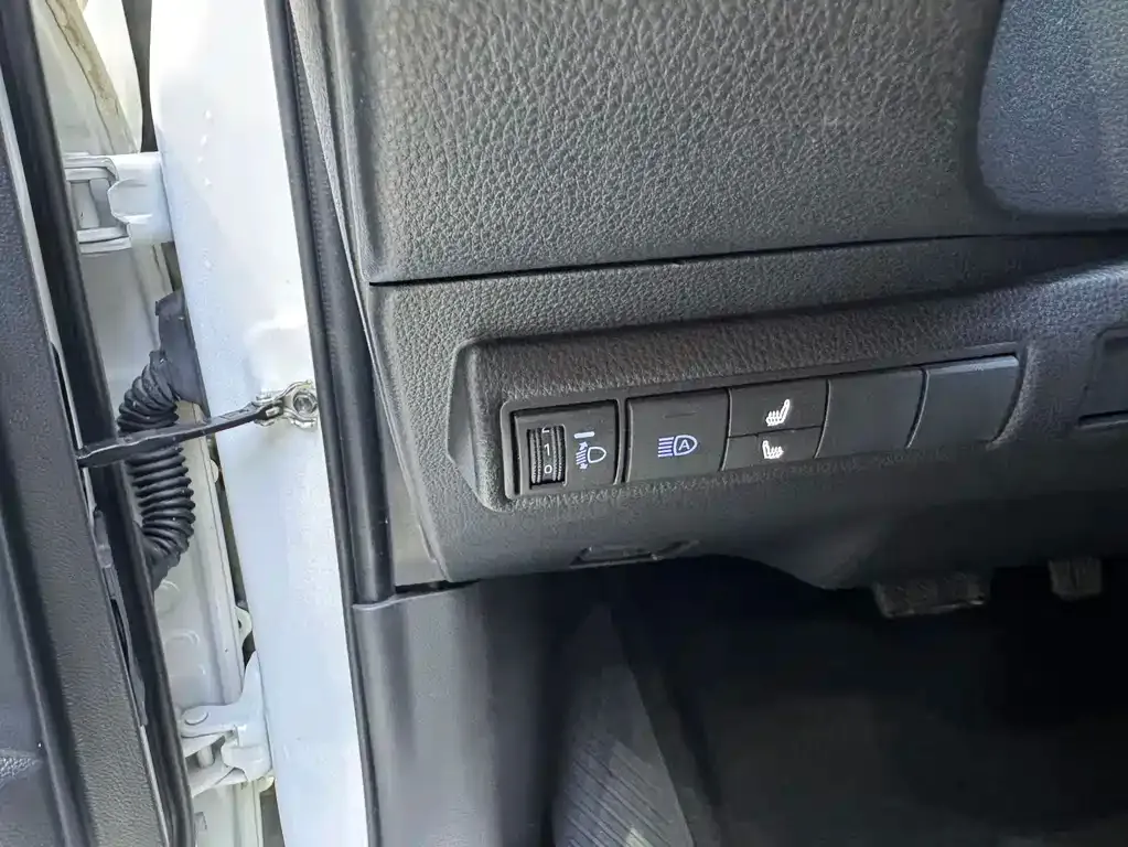 Toyota Levin 2023 из CN, фото 8
