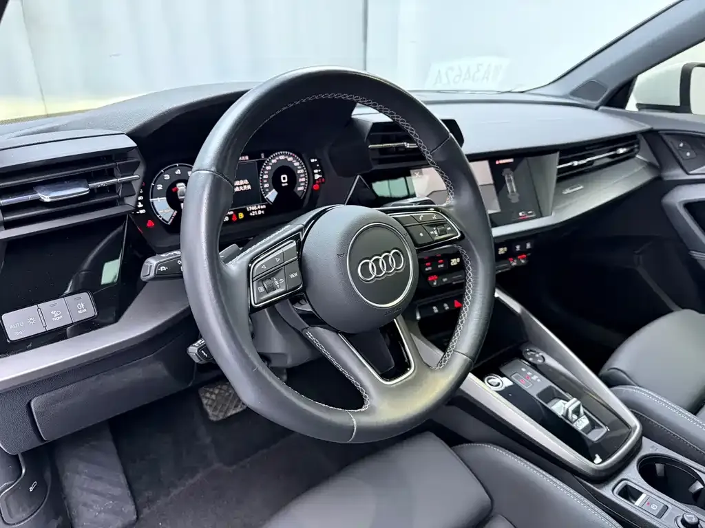 Audi A3 — фото 8