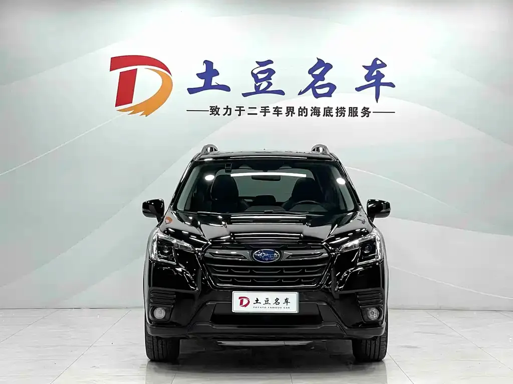 Subaru Forester — фото 2