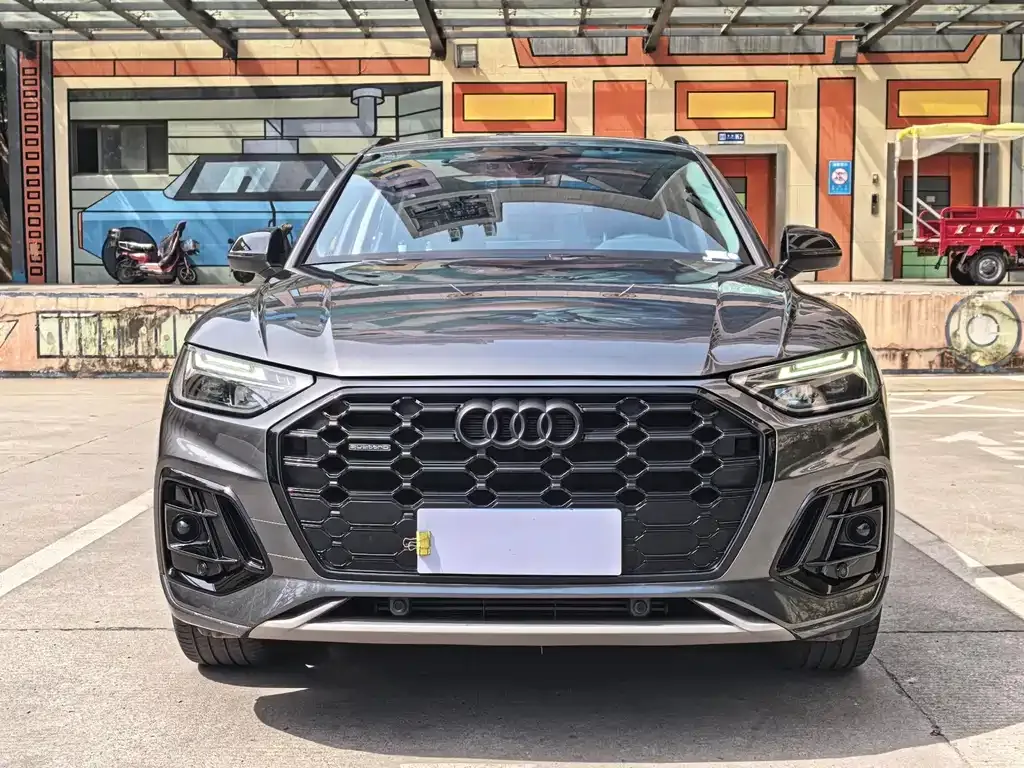 Audi Q5L 2022 из CN, фото 8