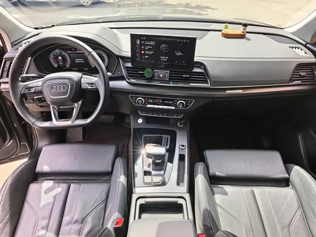 Audi Q5L 2022 из CN, фото 5