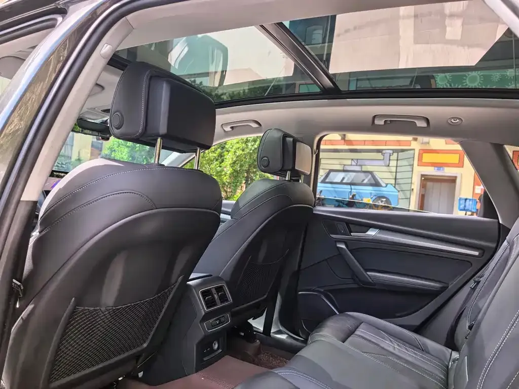 Audi Q5L 2022 из CN, фото 4