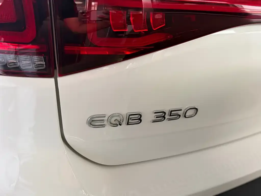 Mercedes-Benz EQB 2023 из CN, фото 2
