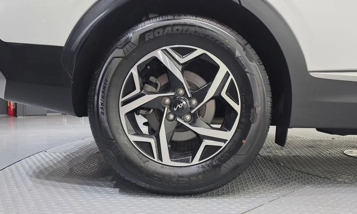 Kia Sportage — фото 5