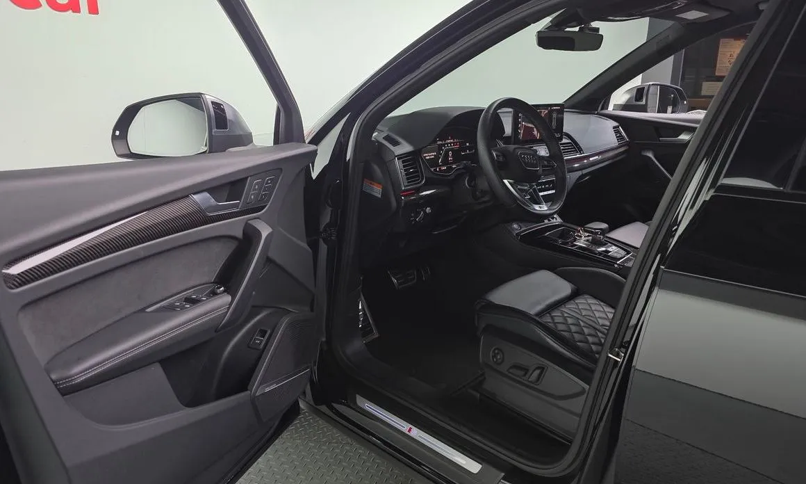 Audi SQ5 2022 из KR, фото 9