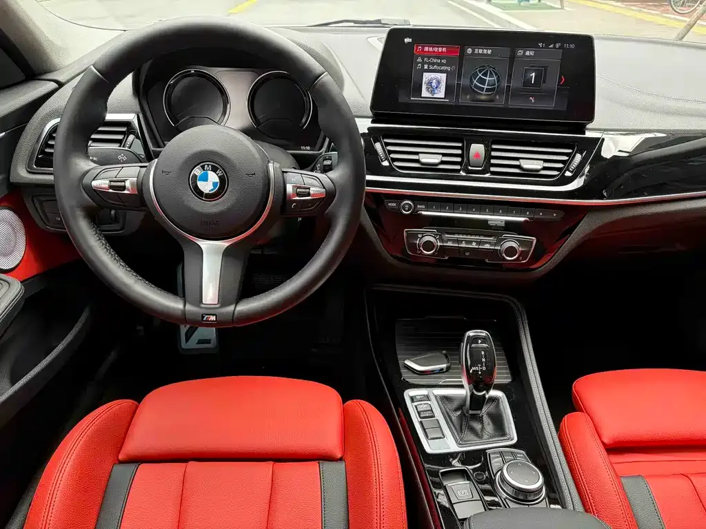 BMW 1 Series 2023 из CN, фото 2