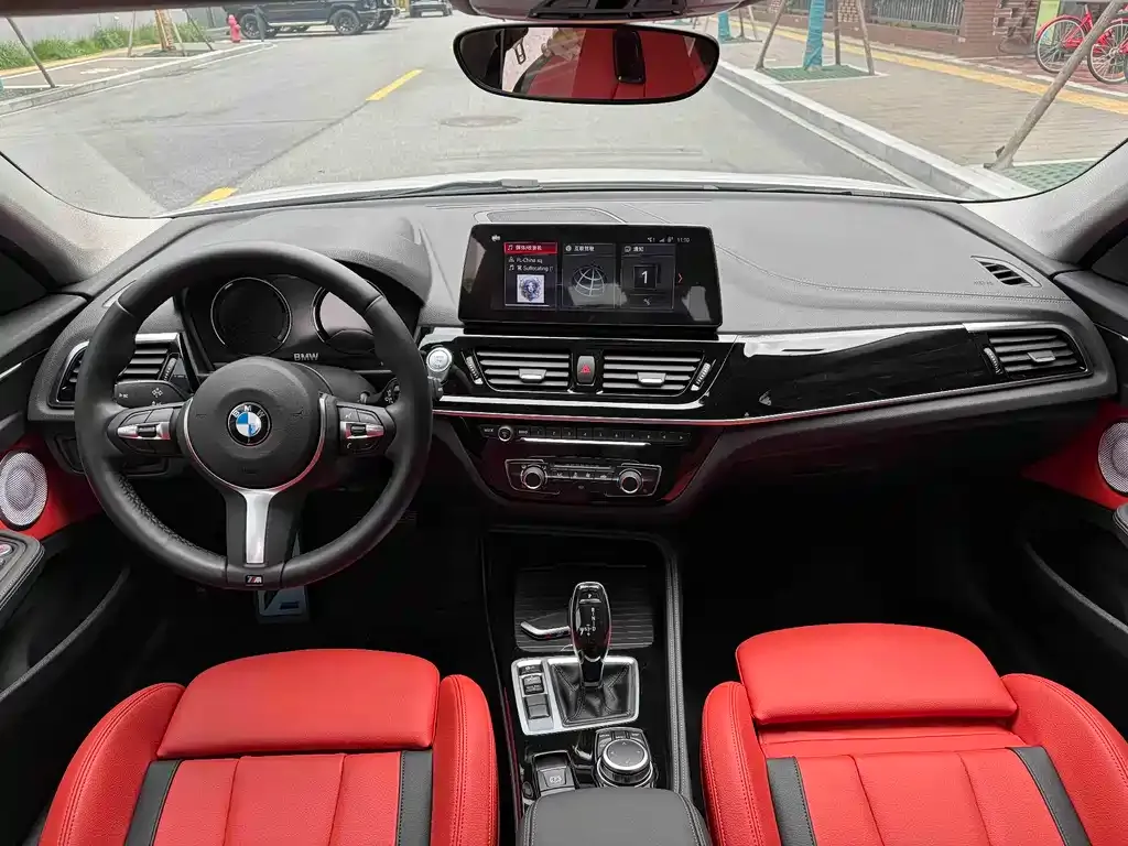 BMW 1 Series 2023 из CN, фото 5