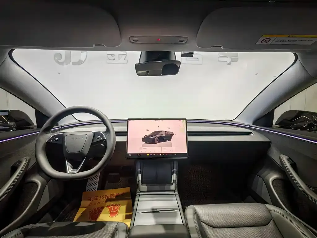Tesla Model 3 — фото 8