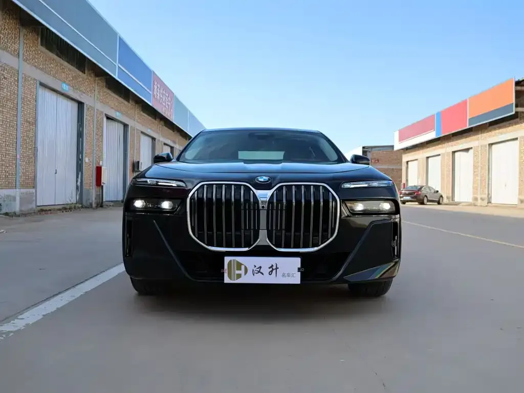BMW 7 Series 2025 из CN, фото 3