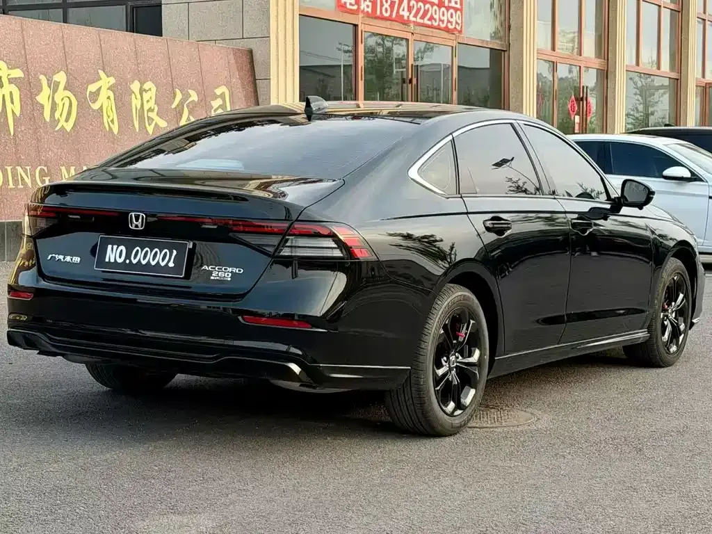 Honda Accord — фото 3