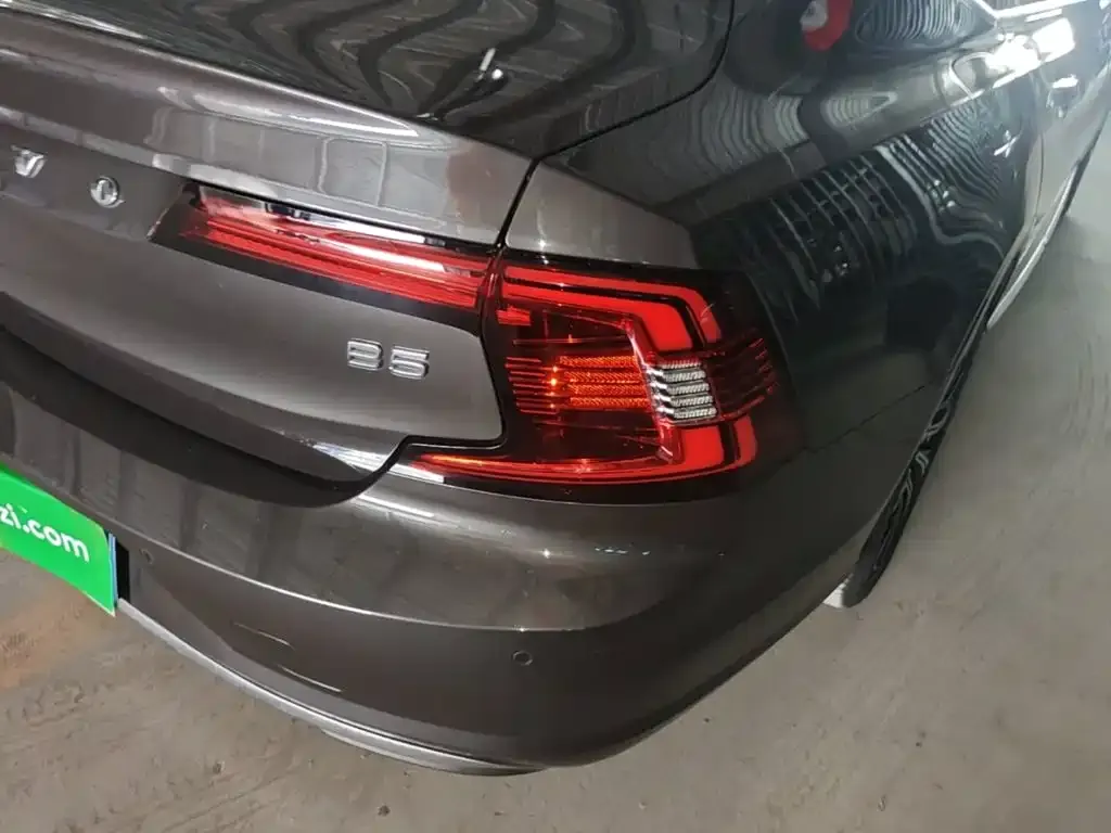 Volvo S90 2021 из CN, фото 4