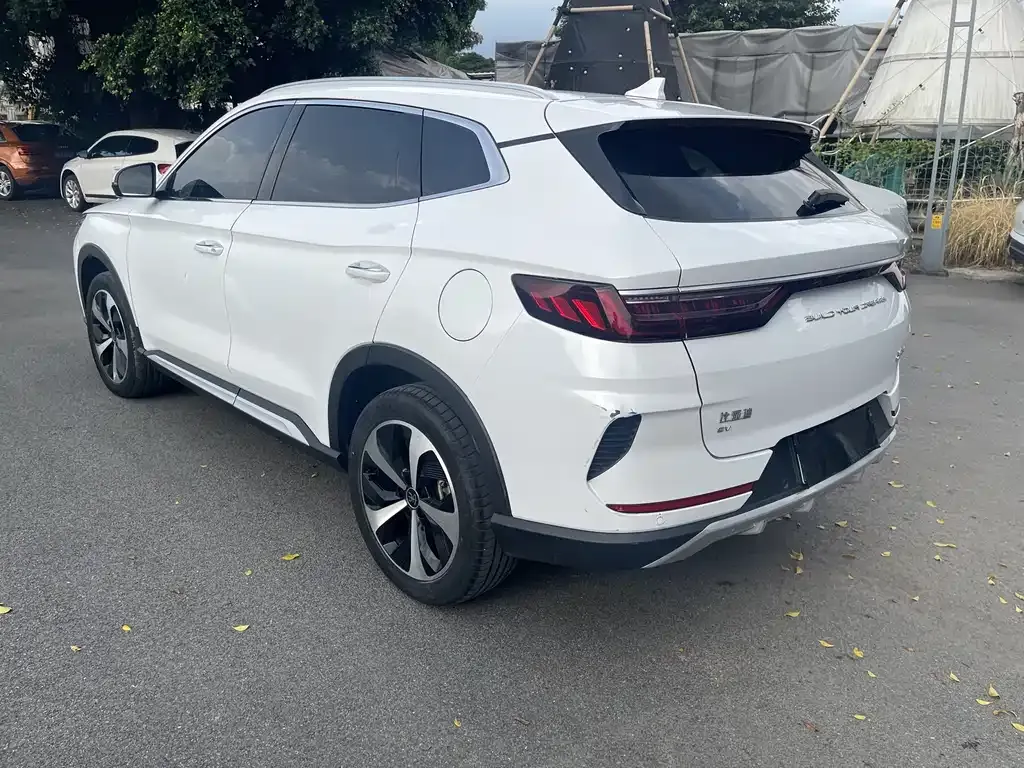 BYD PLUS New Energy — фото 10