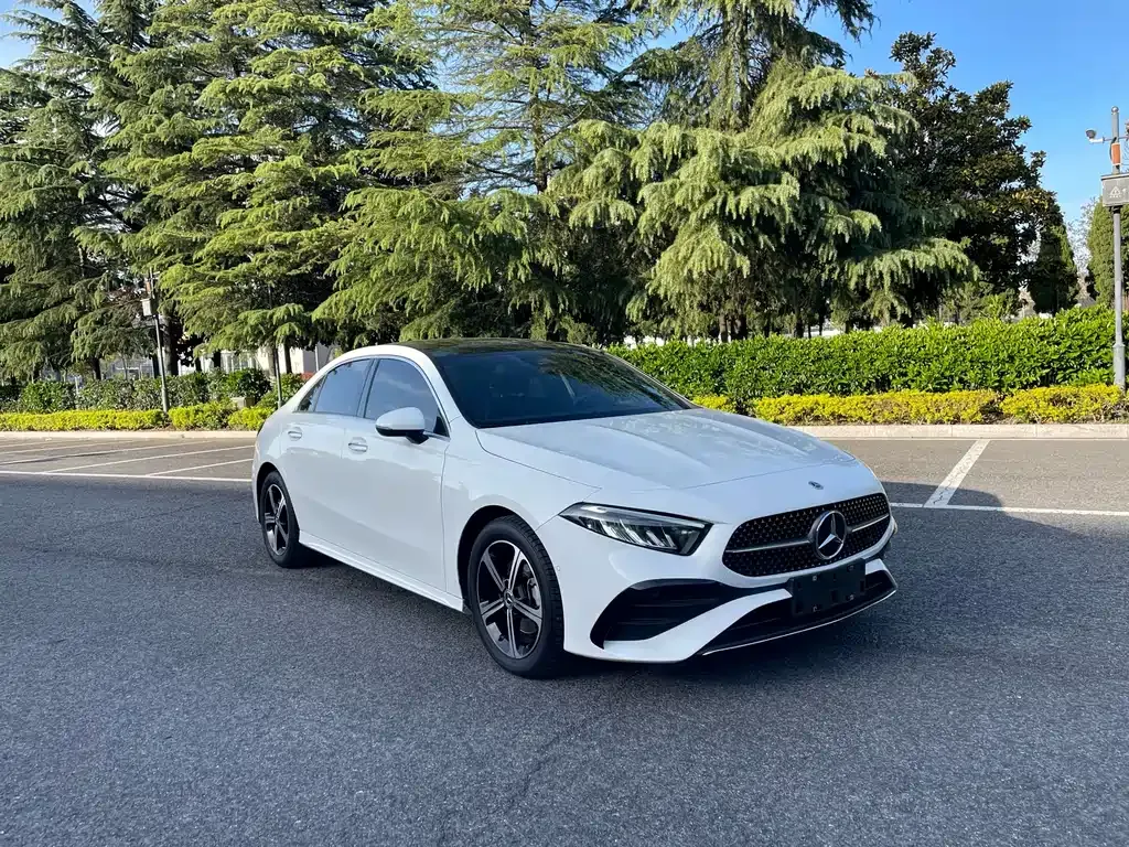 Mercedes-Benz A-Class — фото 9