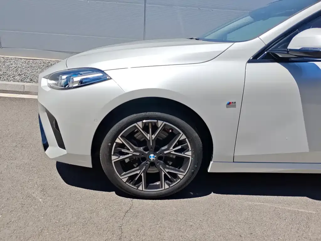 BMW 2 Series 2025 из CN, фото 5