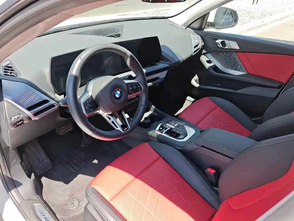 BMW 2 Series 2025 из CN, фото 8
