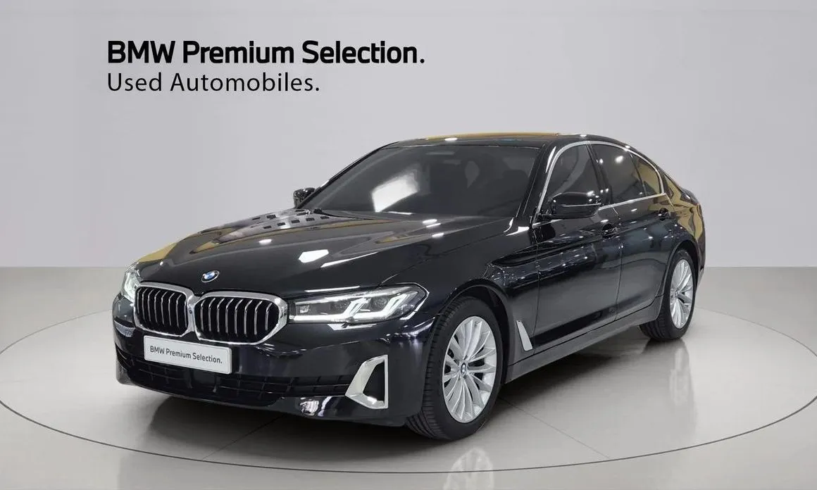 BMW 5-Series 2023 из KR, фото 1