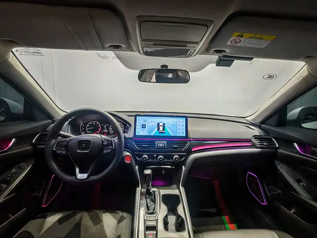 Honda Accord — фото 9