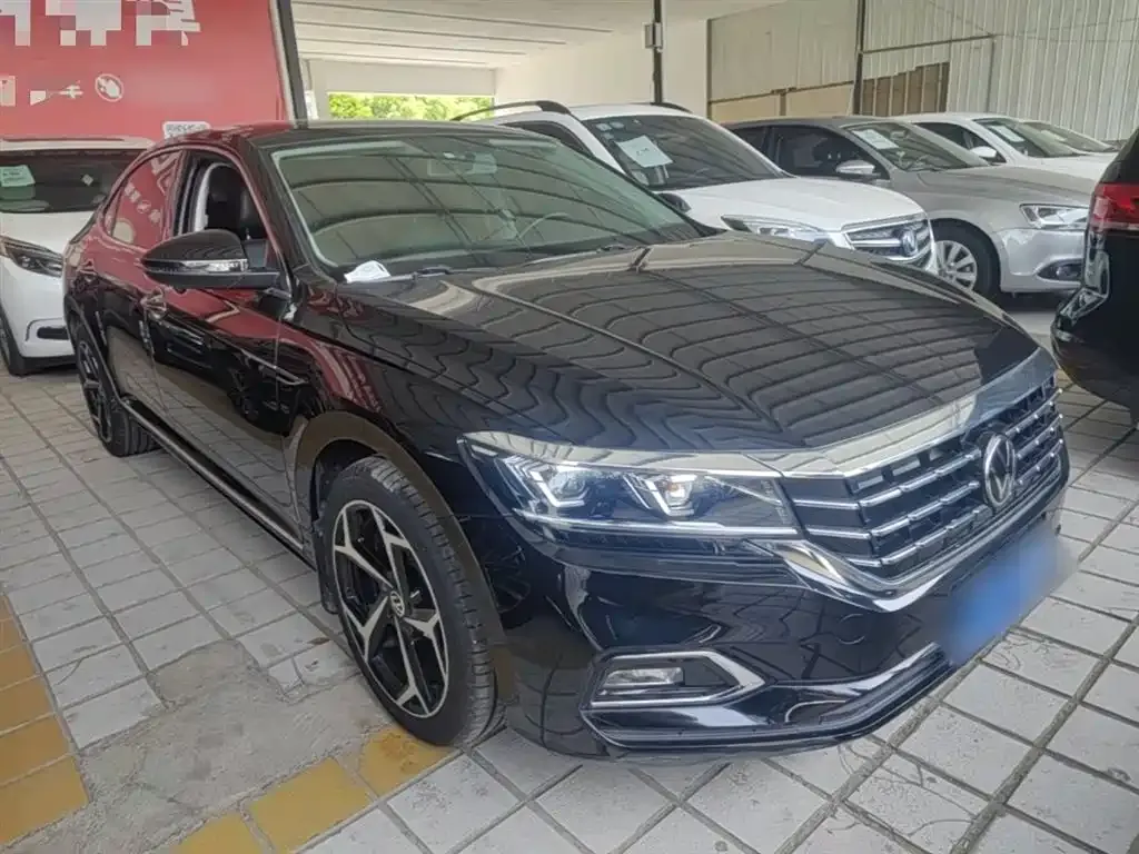 Volkswagen Passat 2023 из CN, фото 2