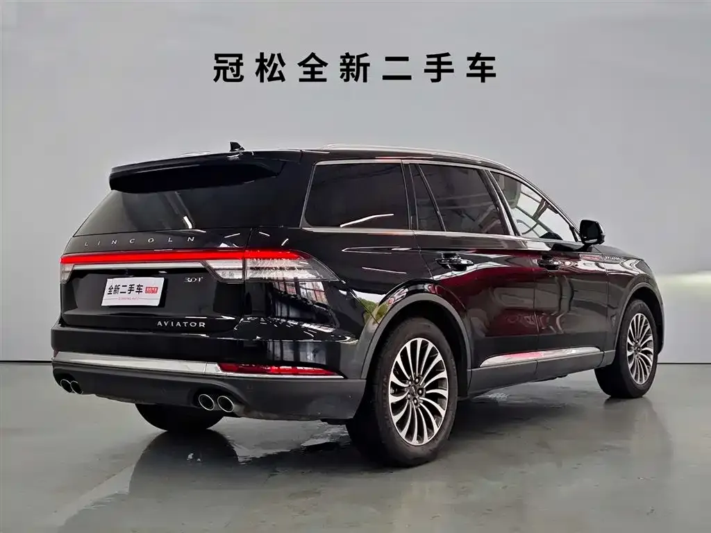Lincoln Aviator — фото 8