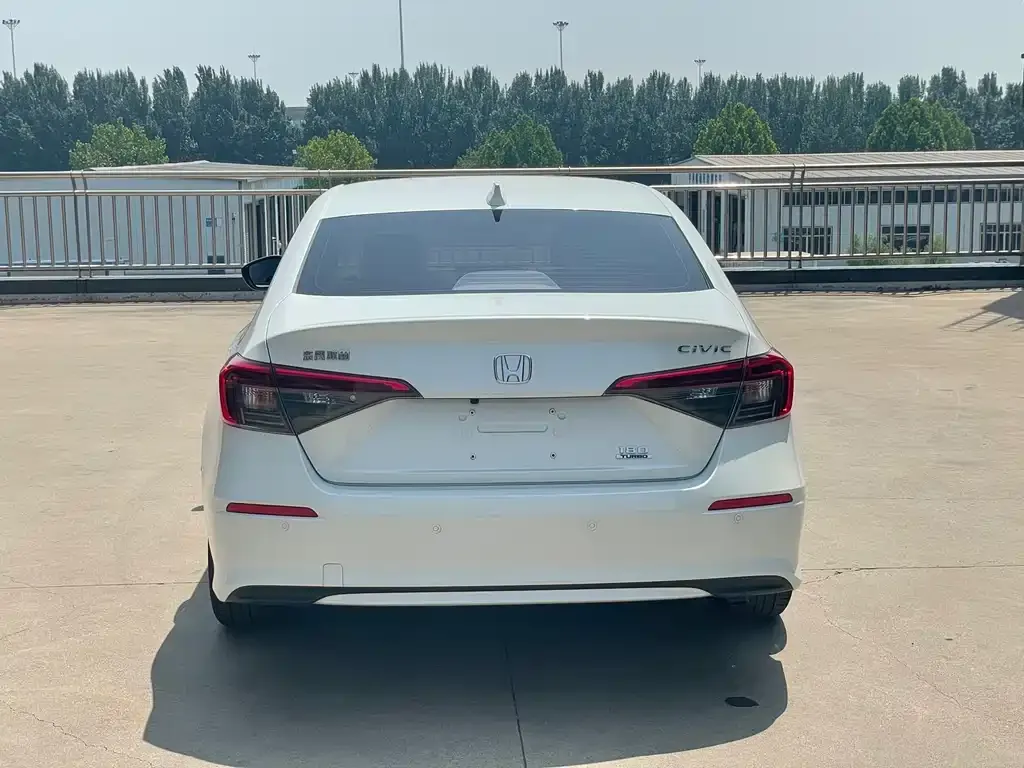 Honda Civic 2021 из CN, фото 2