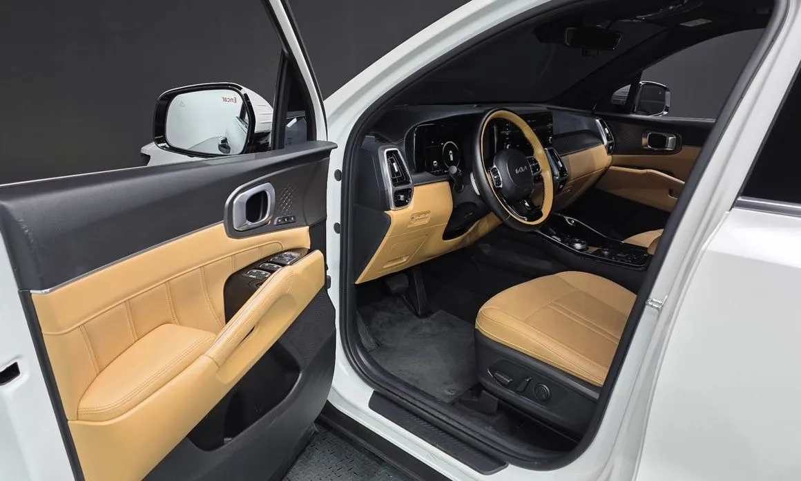 Kia Sorento — фото 9