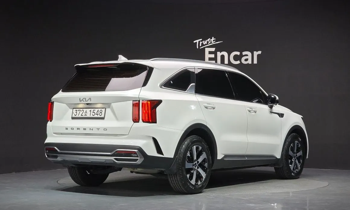 Kia Sorento — фото 5